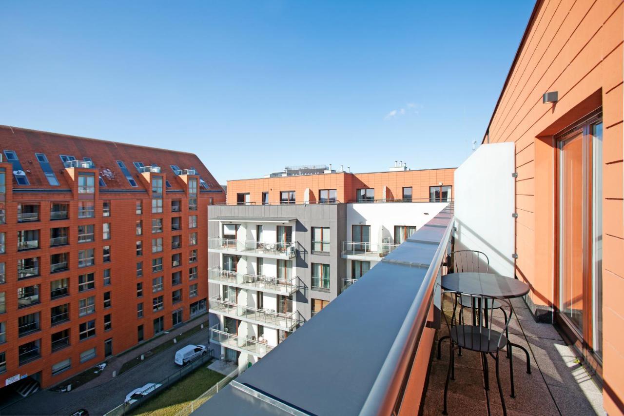 Marine Studio With Balcony And Parking By Tyzenhauz Gdańsk Exteriör bild